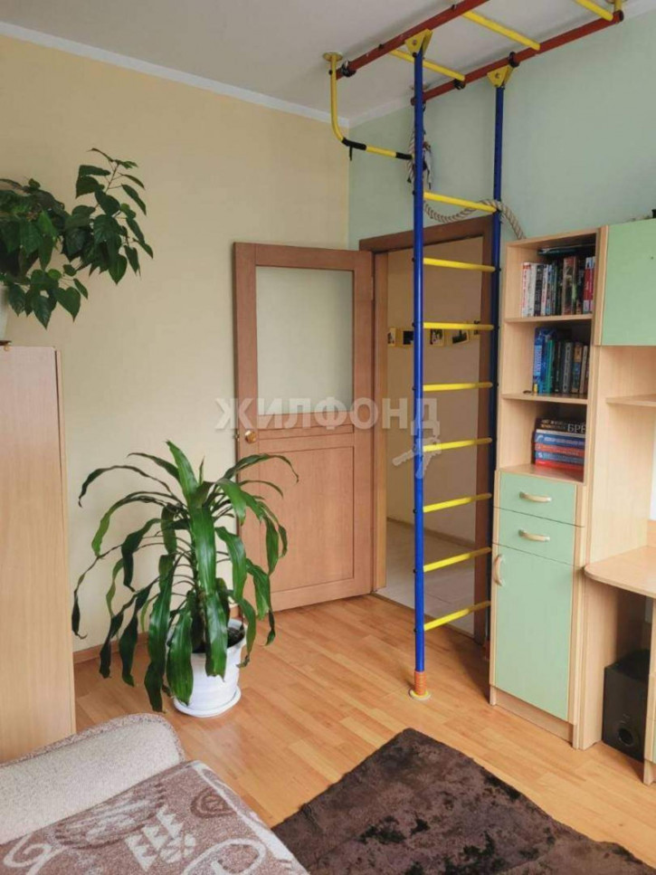 4-комн квартира Калинина улица, д.14 4-комн квартира Калинина улица, д.14