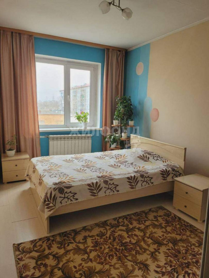 4-комн квартира Калинина улица, д.14 4-комн квартира Калинина улица, д.14