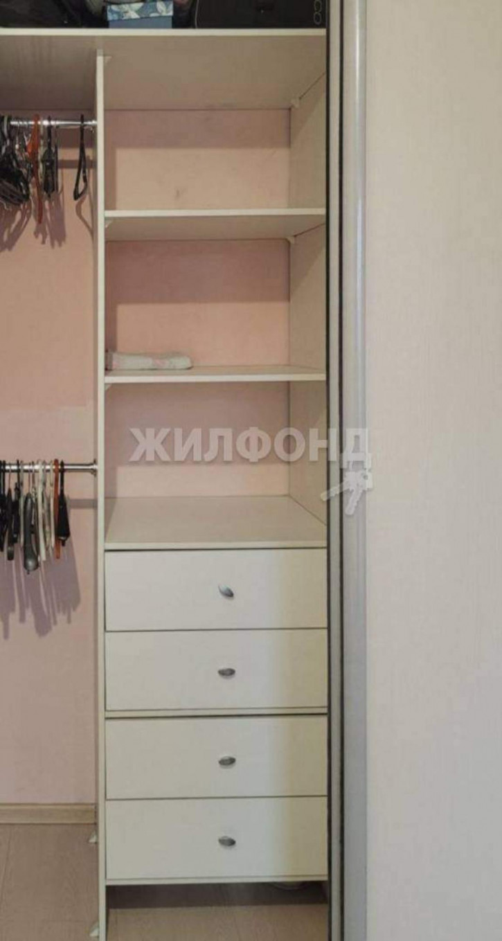 4-комн квартира Калинина улица, д.14 4-комн квартира Калинина улица, д.14