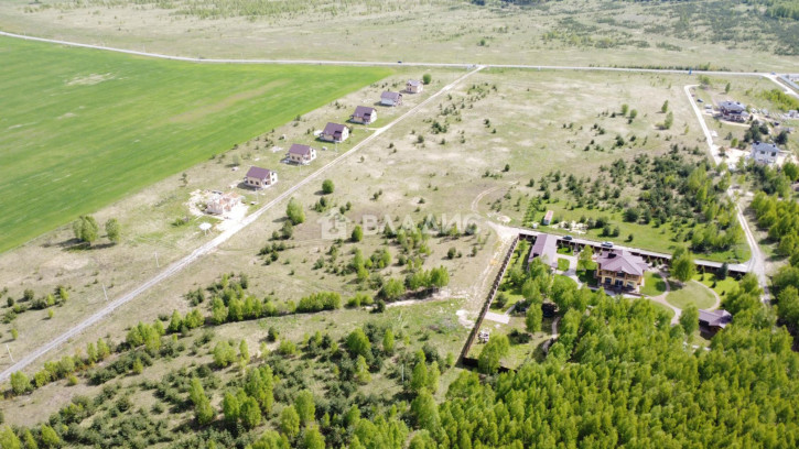 Земельный участок