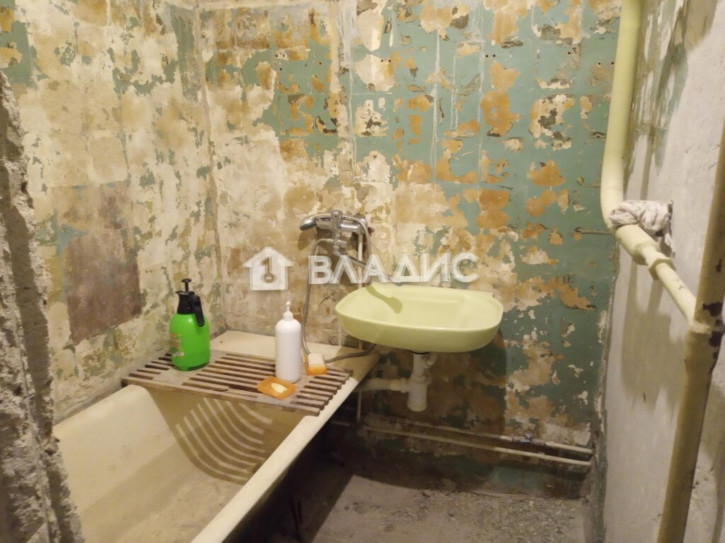 3-комн квартира улица Сурикова