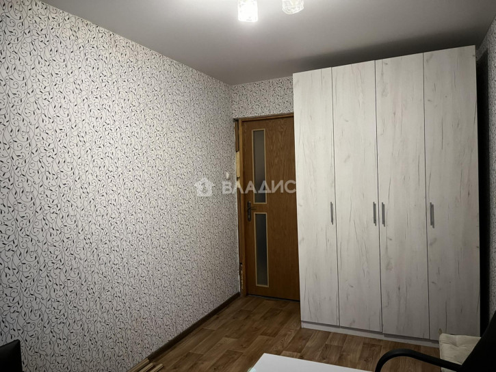 3-комн квартира улица Балакирева