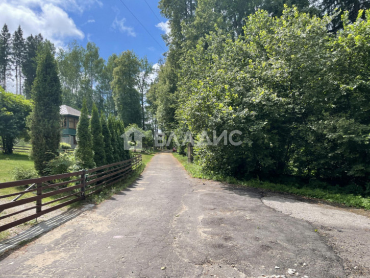 Земельный участок Набережная улица