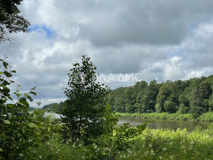 Земельный участок Набережная улица