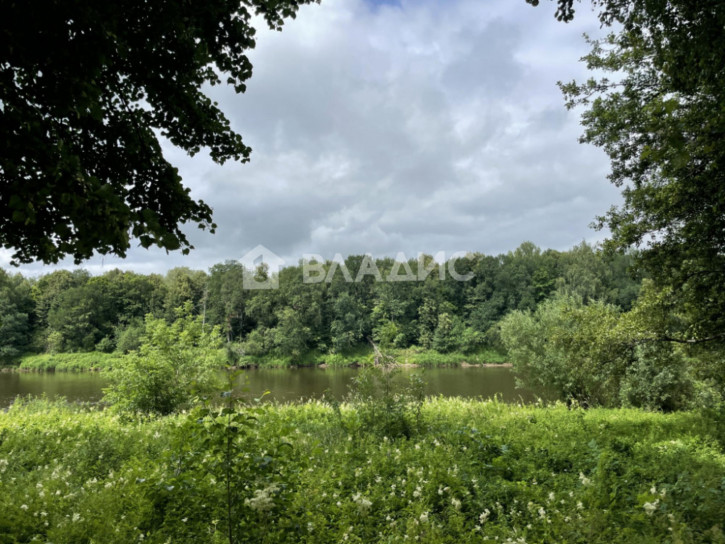 Земельный участок Набережная улица