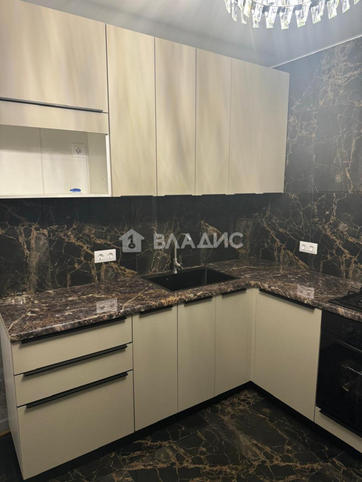 2-комн квартира улица Верхняя Дуброва