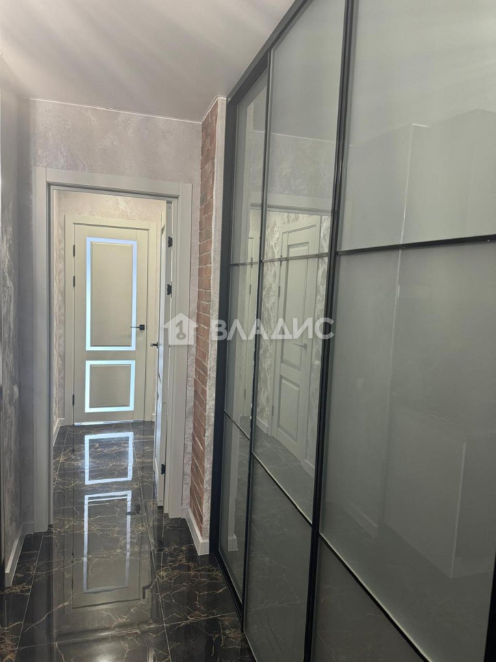 2-комн квартира улица Верхняя Дуброва