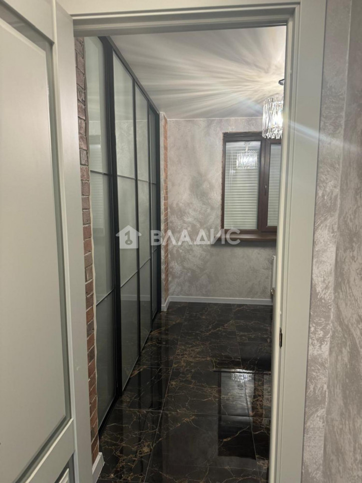 2-комн квартира улица Верхняя Дуброва