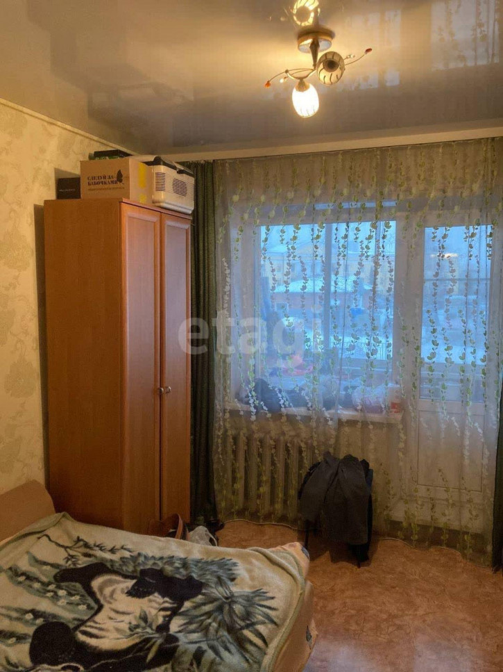 Комната Гражданская, 2