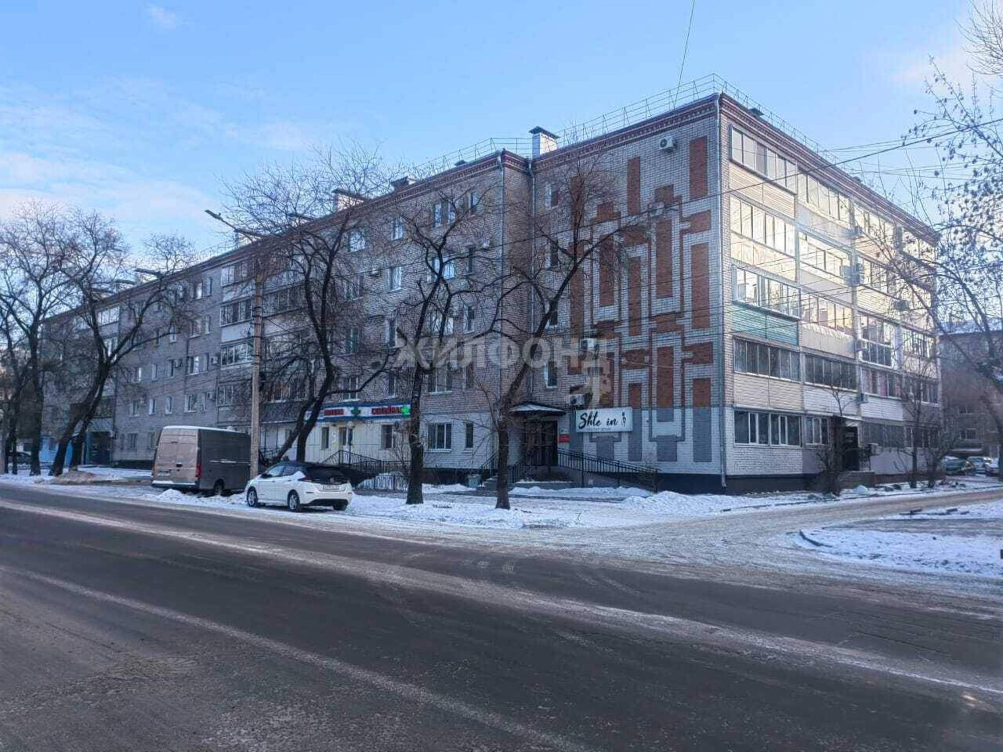 Купить квартиру за 8 300 000 рублей на 102 квартал, д.1