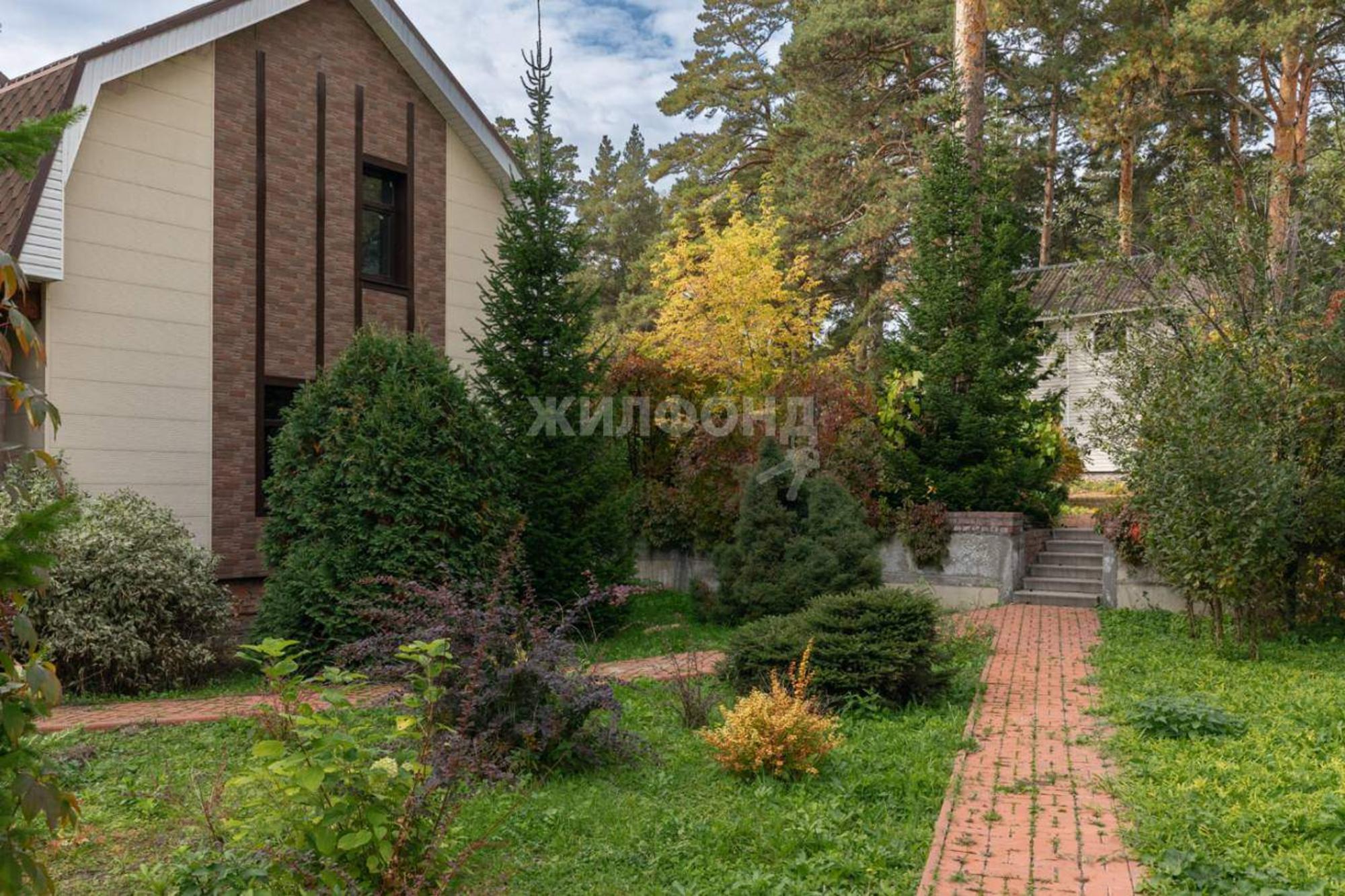 Купить дачу, дом, коттедж за 32 000 000 рублей на Дачное шоссе, д.116