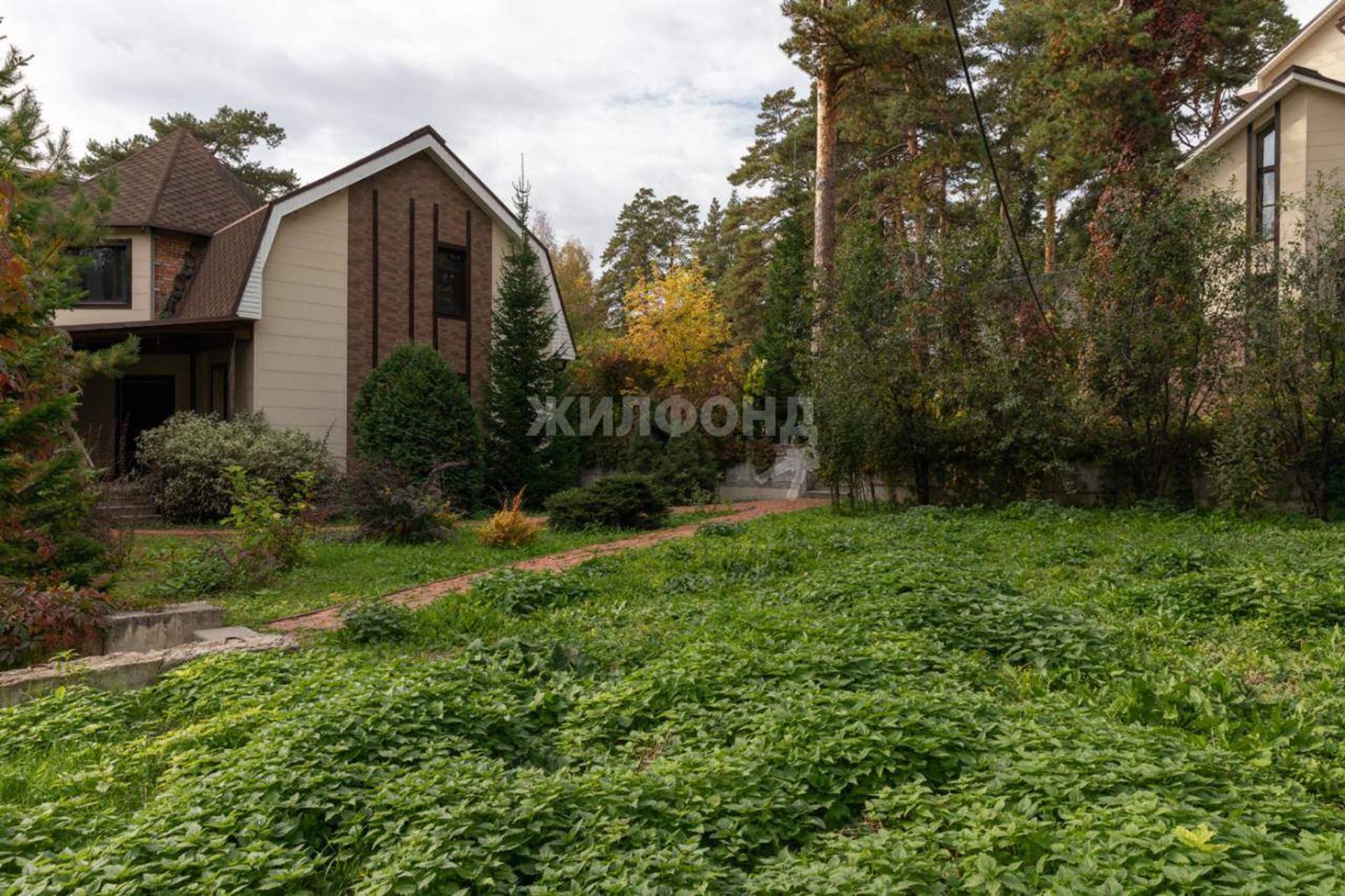 Купить дачу, дом, коттедж за 32 000 000 рублей на Дачное шоссе, д.116