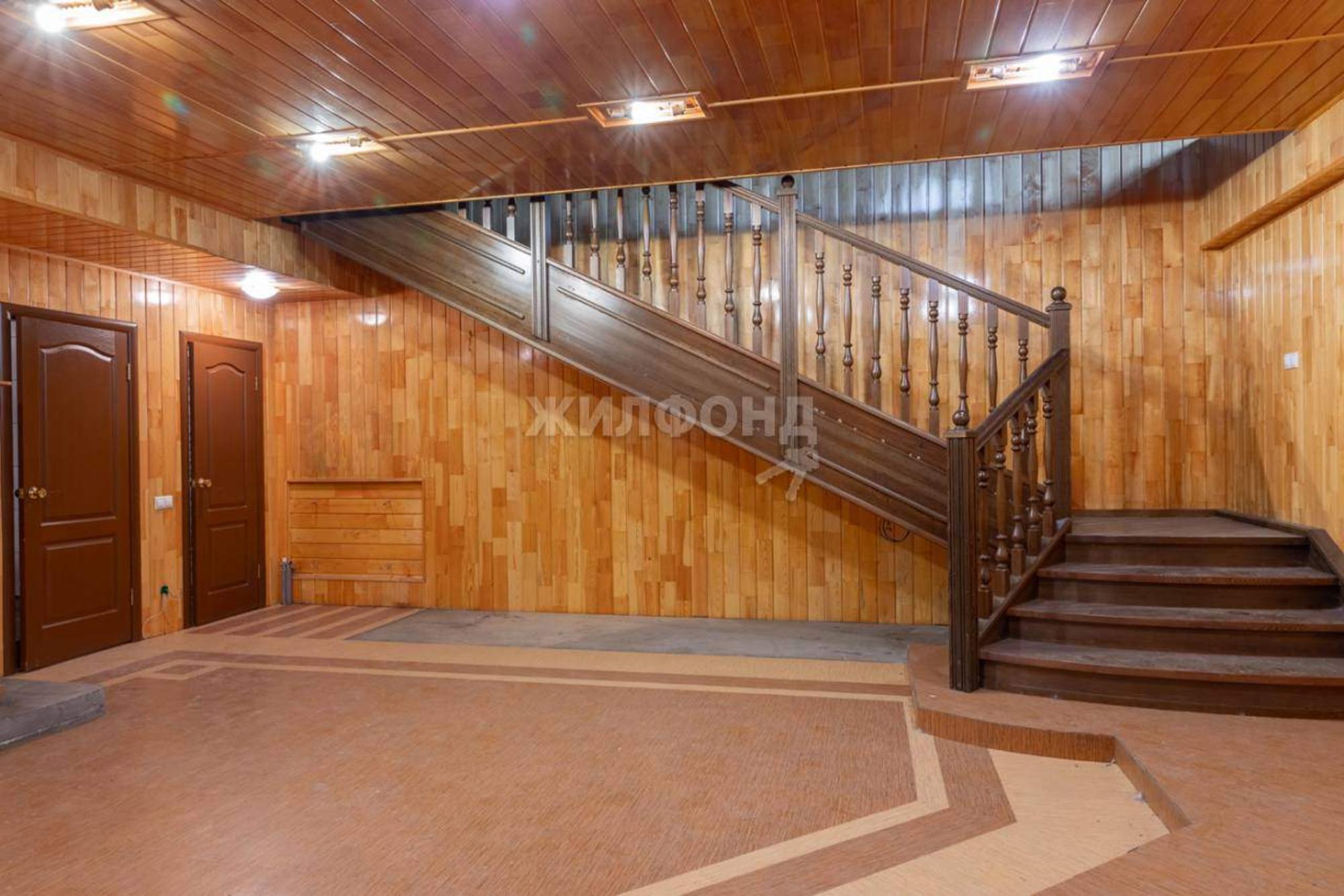 Купить дачу, дом, коттедж за 32 000 000 рублей на Дачное шоссе, д.116