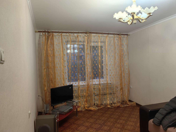 2-комн квартира Чапаева улица, 32