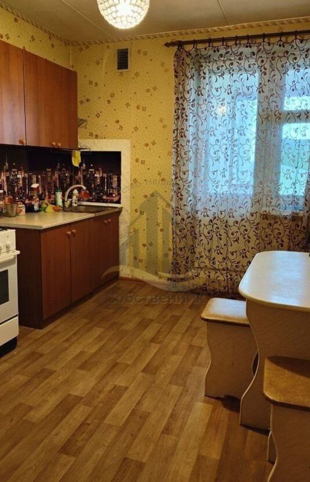 Сдать квартиру за 22 000 рублей на 9 Января ул, 300/4