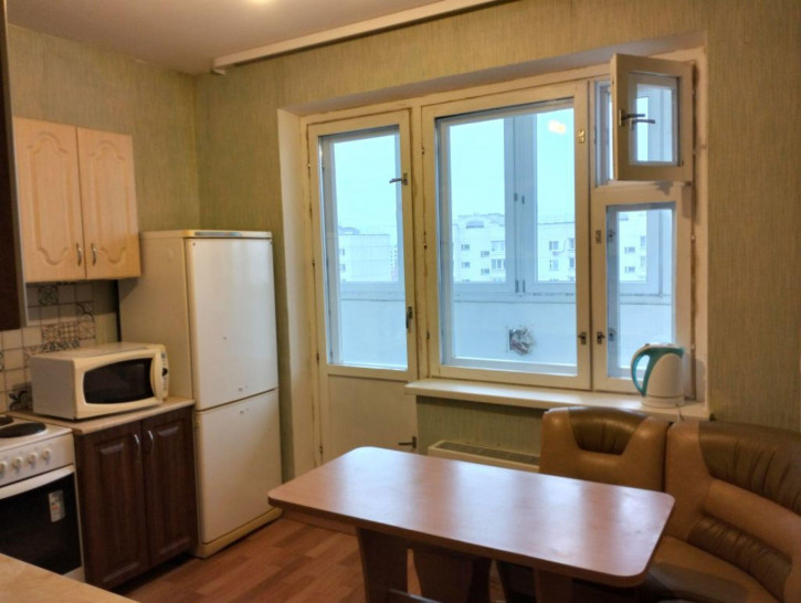 2-комн квартира Московский мкр, 21