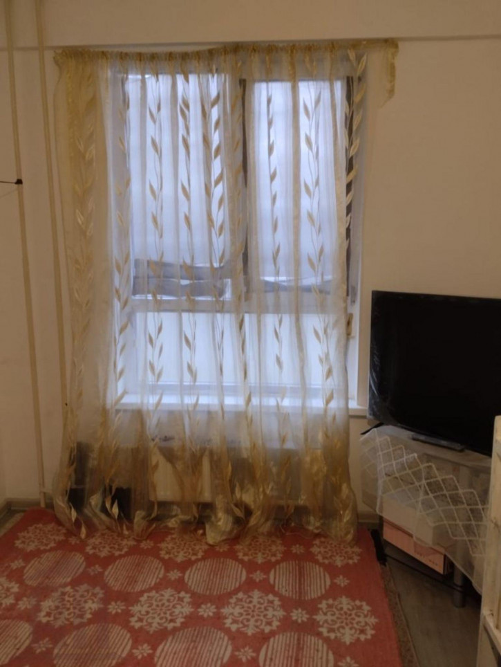 1-комн квартира Медовая ул, 4