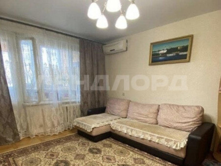 3-комн квартира улица Добровольского, 11/2