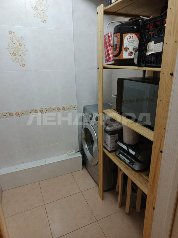 2-комн квартира улица Венеры, 21