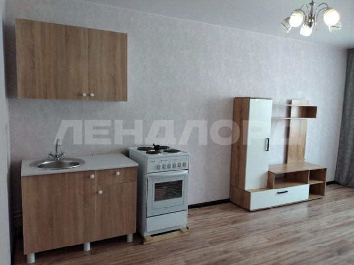 Студия улица Висаитова, 3 Студия улица Висаитова, 3