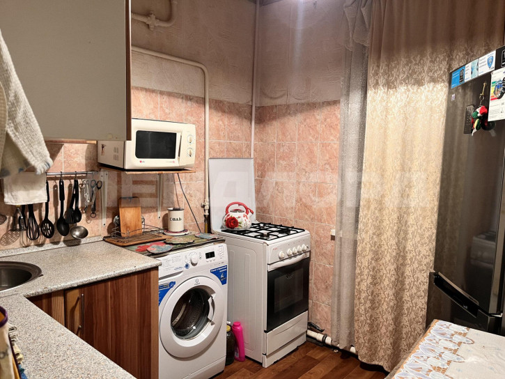 2-комн квартира улица Погодина, 15