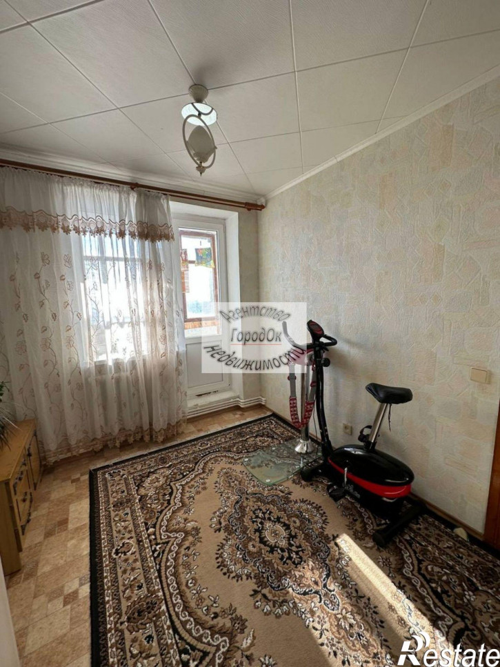 4-комн квартира Набережная ул, 7