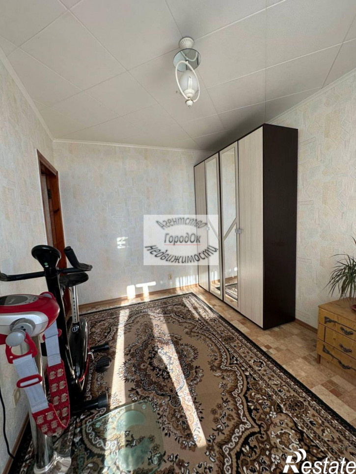 4-комн квартира Набережная ул, 7