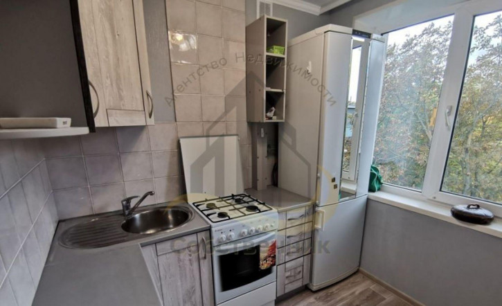 2-комн квартира Лебединец мкр, 12