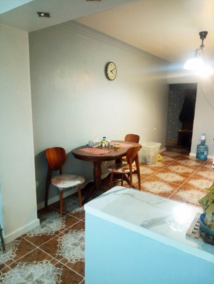 3-комн квартира улица Думенко,11Д