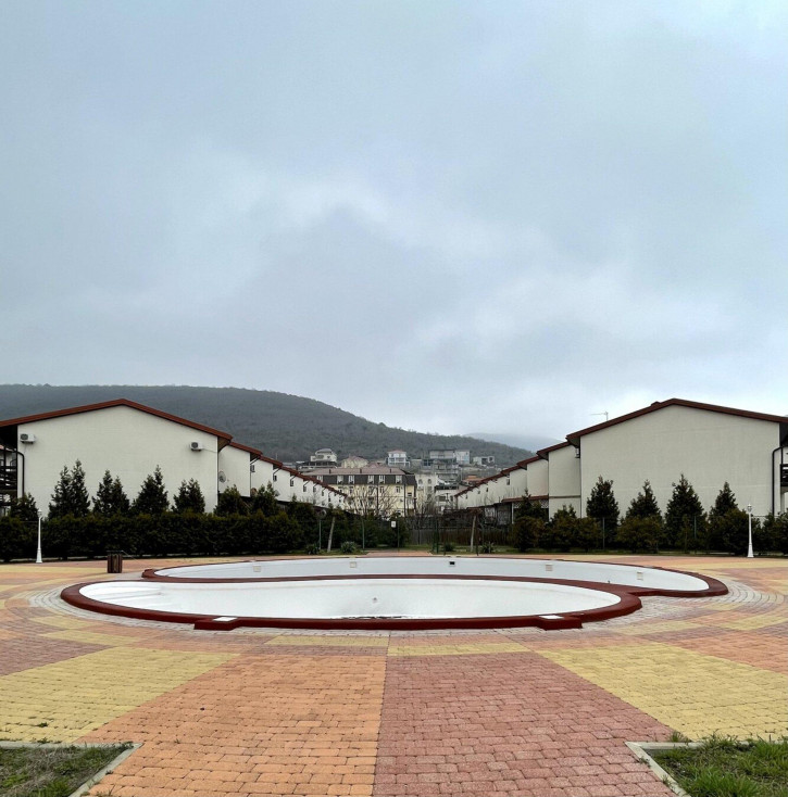 2-комн квартира улица Лукоморья, 2