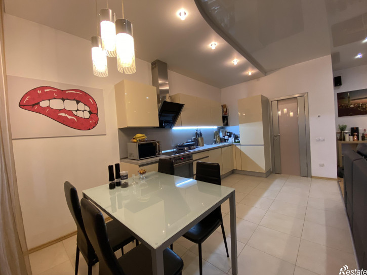 3-комн квартира Ленинская, 302