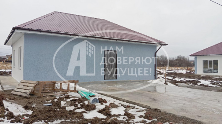 Коттедж/дом Цветочная улица Коттедж/дом Цветочная улица