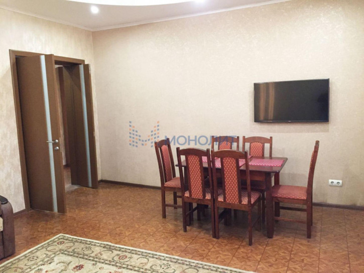 3-комн квартира Октябрьской Революции ул, 72