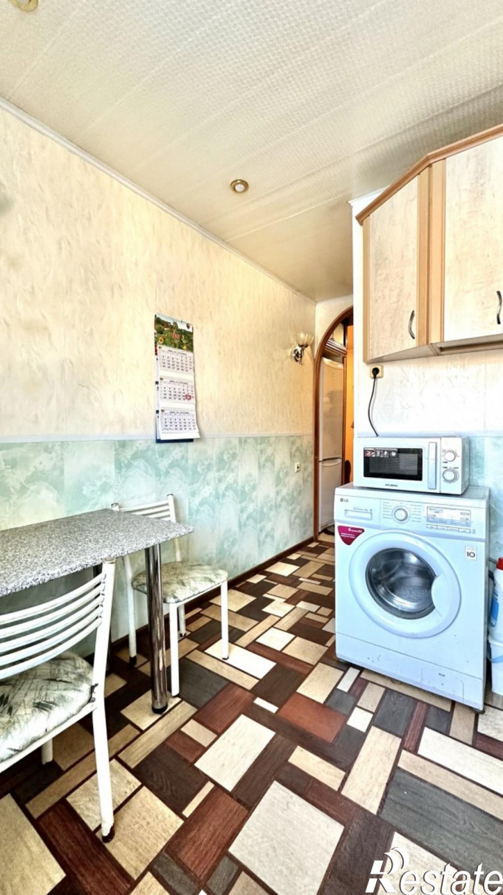 3-комн квартира Россия,  г. Комсомольск-на-Амуре, пр-кт. Победы, д. 55, корп. 2 3-комн квартира Россия,  г. Комсомольск-на-Амуре, пр-кт. Победы, д. 55, корп. 2
