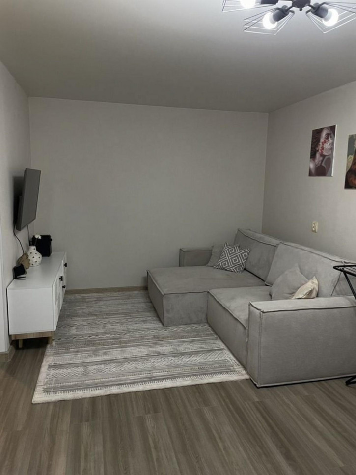 2-комн квартира Авроры улица, 119