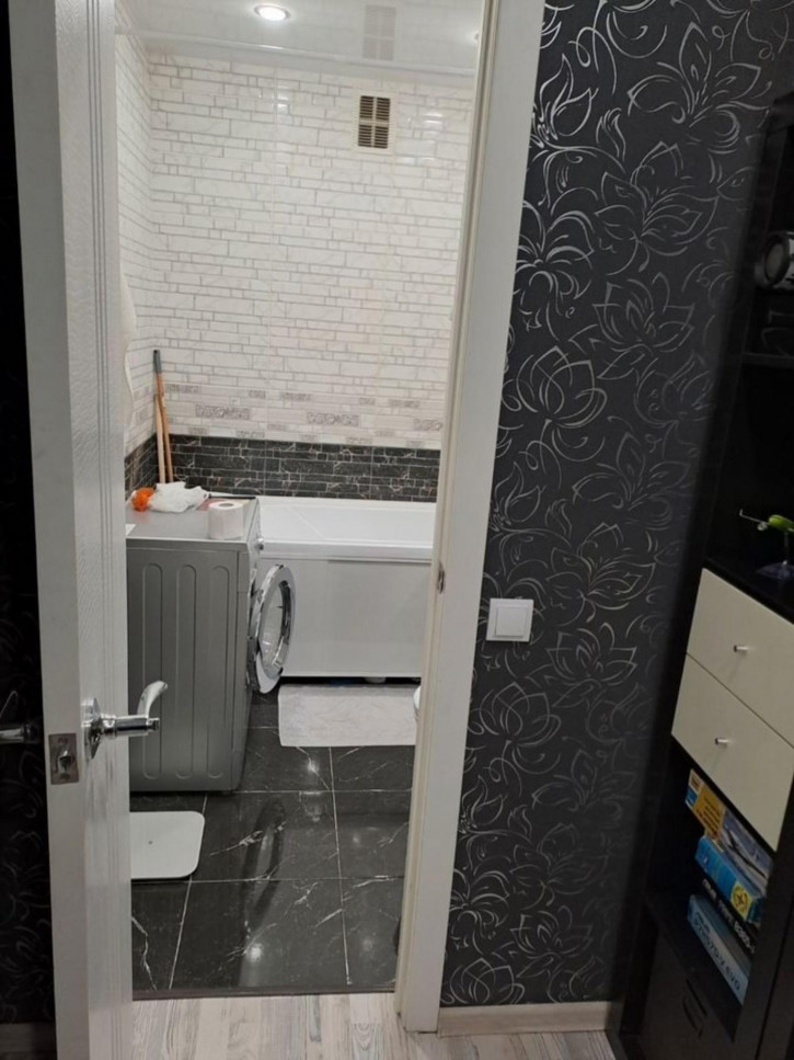 1-комн квартира Николая Баженова улица, 8