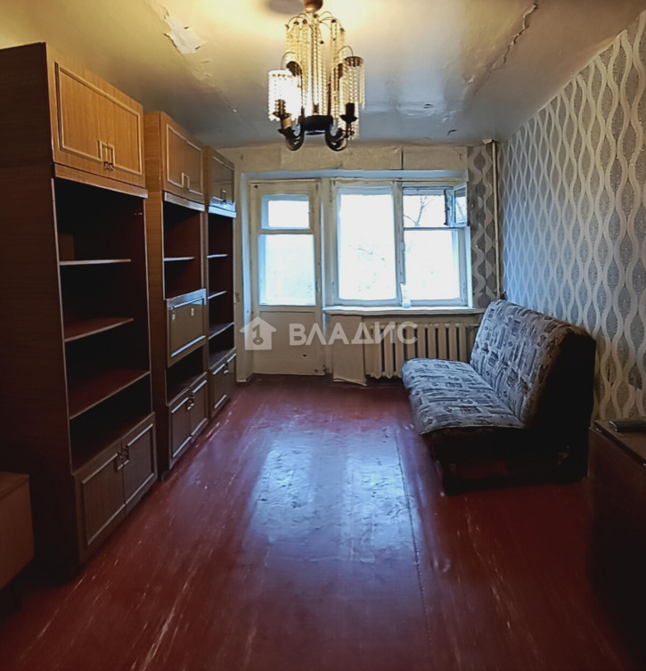2-комн квартира улица Димитрова