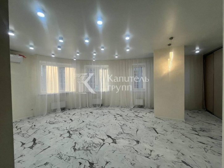 2-комн квартира улица Новосёлов, 103