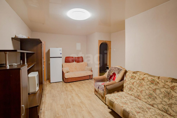 3-комн квартира улица Можайского, 50