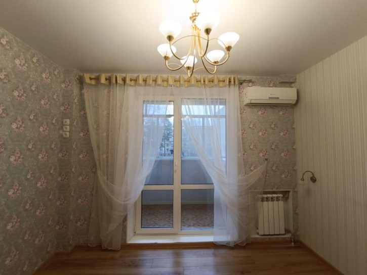 3-комн квартира Молодежная ул, 1а