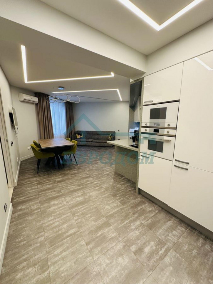 3-комн квартира ул. Некрасова,63