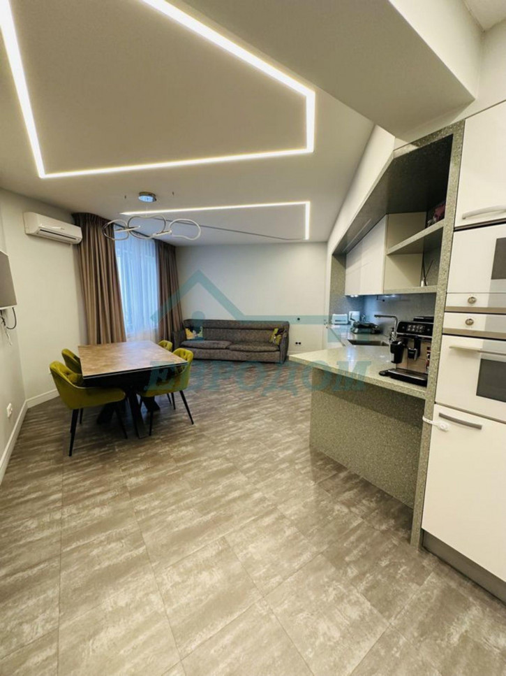 3-комн квартира ул. Некрасова,63