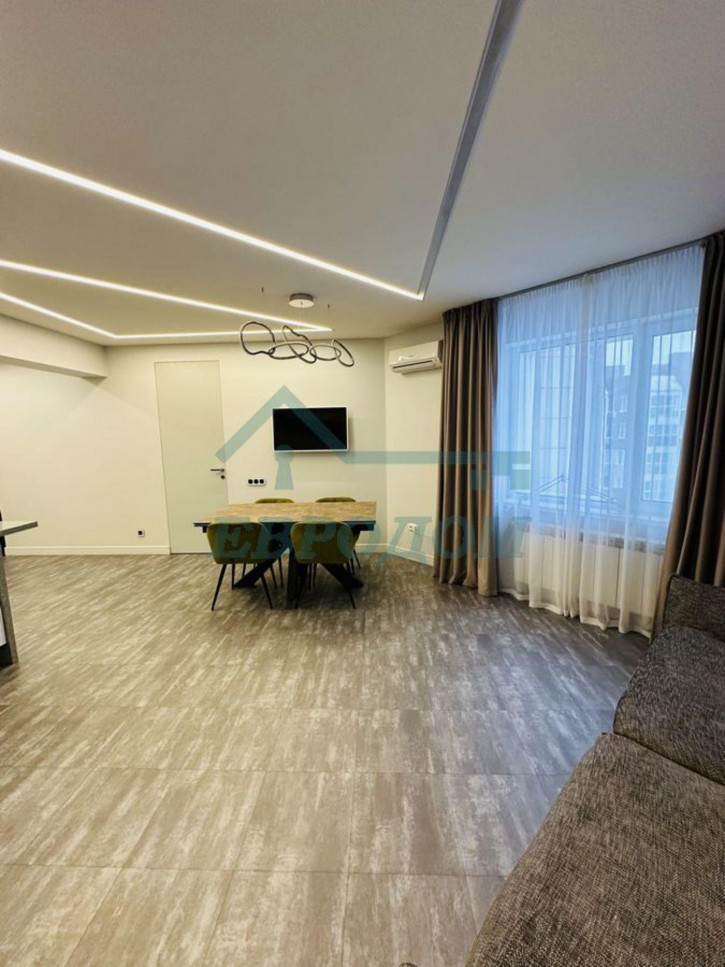 3-комн квартира ул. Некрасова,63