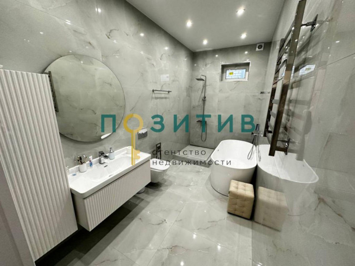 Коттедж/дом Рябиновая ул Коттедж/дом Рябиновая ул