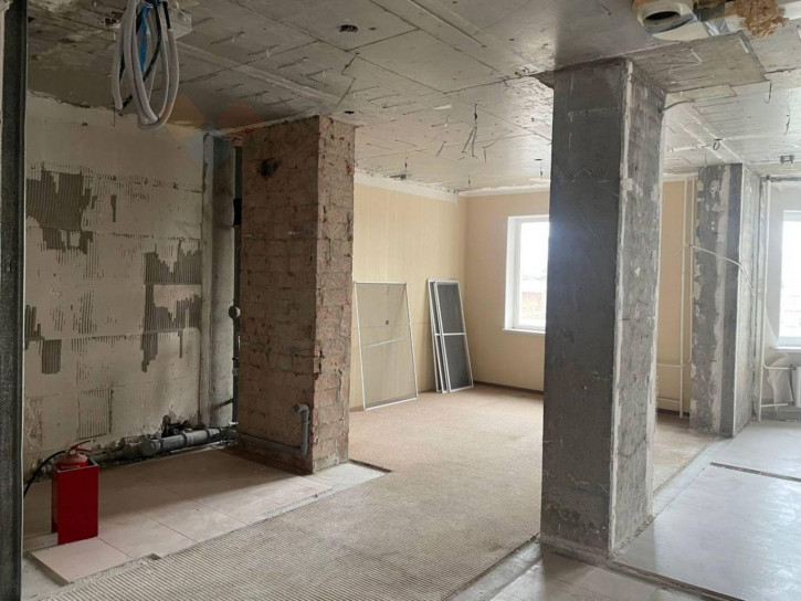 4-комн квартира Гаражная ул, 67