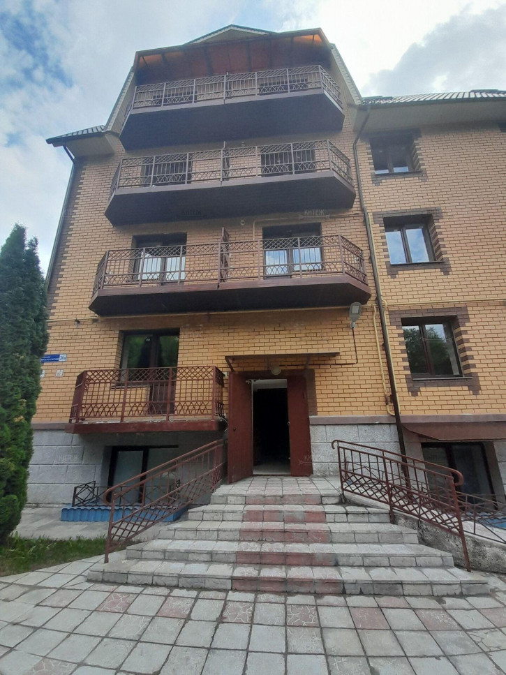 3-комн квартира Воскресенский пер, д.26А