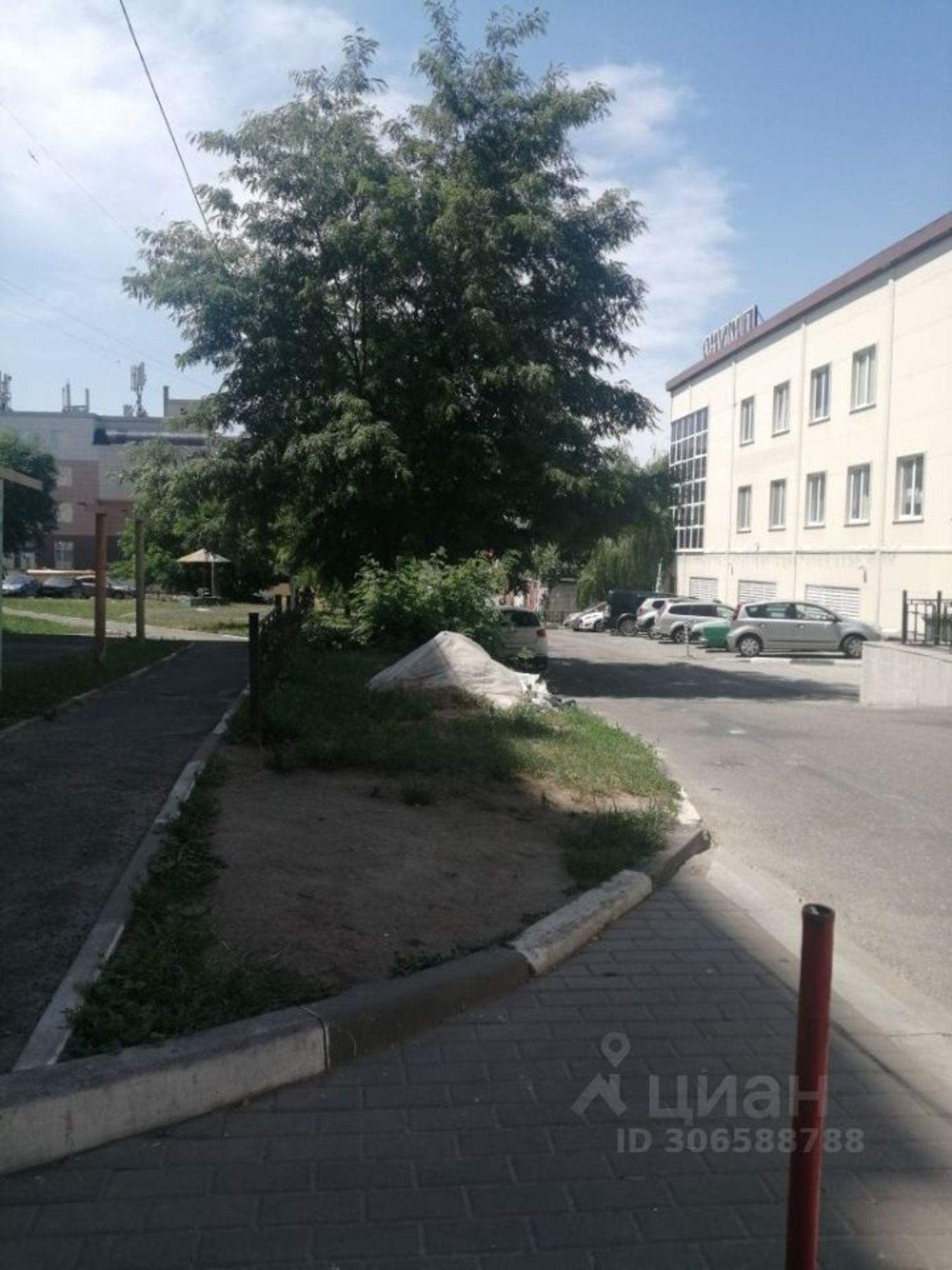 Сдать комнату за 8 000 рублей на улица Щорса, 28