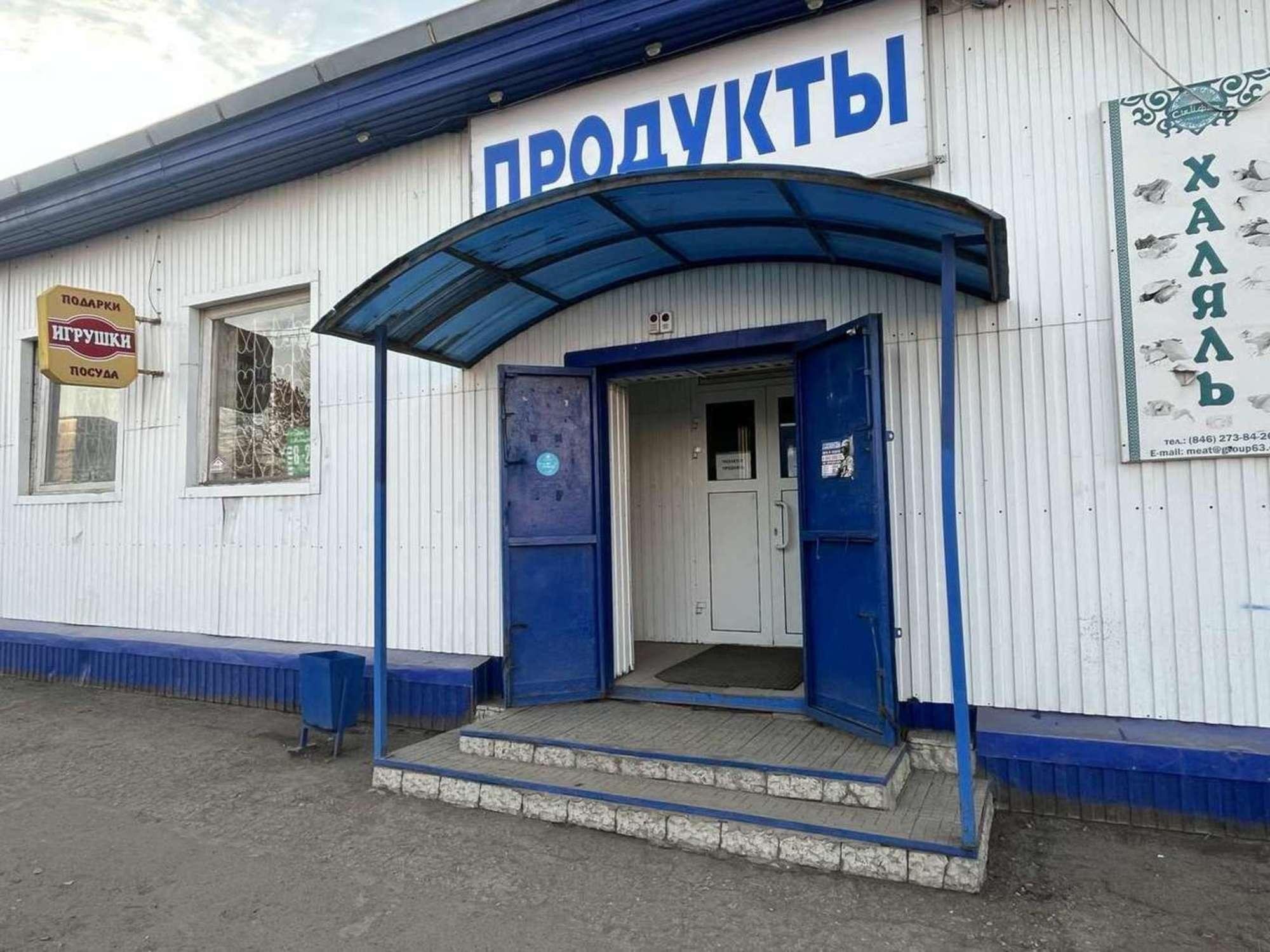 Сдать торговое помещение за 24 000 рублей на Неверова улица, 93