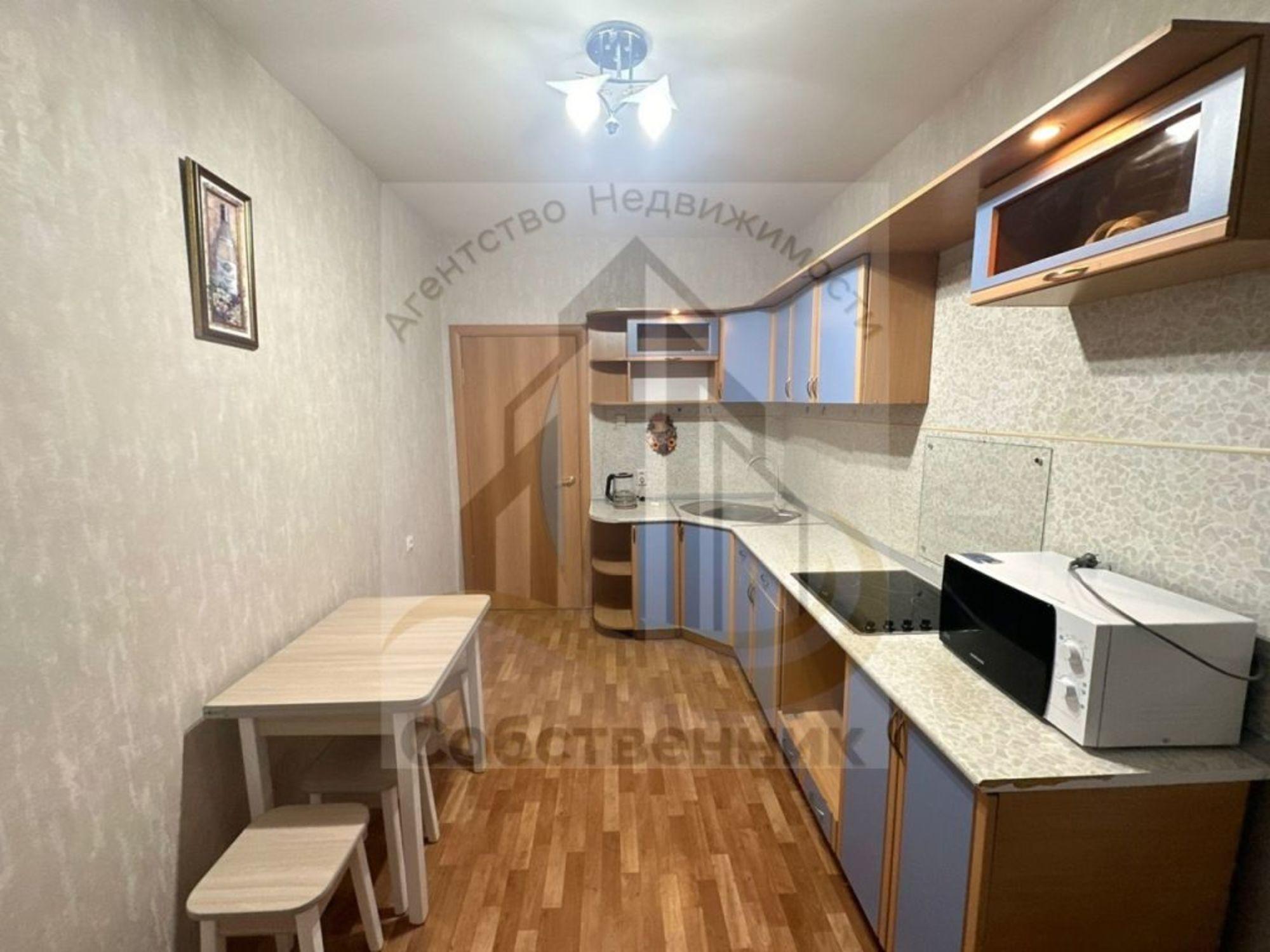 Сдать квартиру за 30 000 рублей на МОПРА ул, 8б