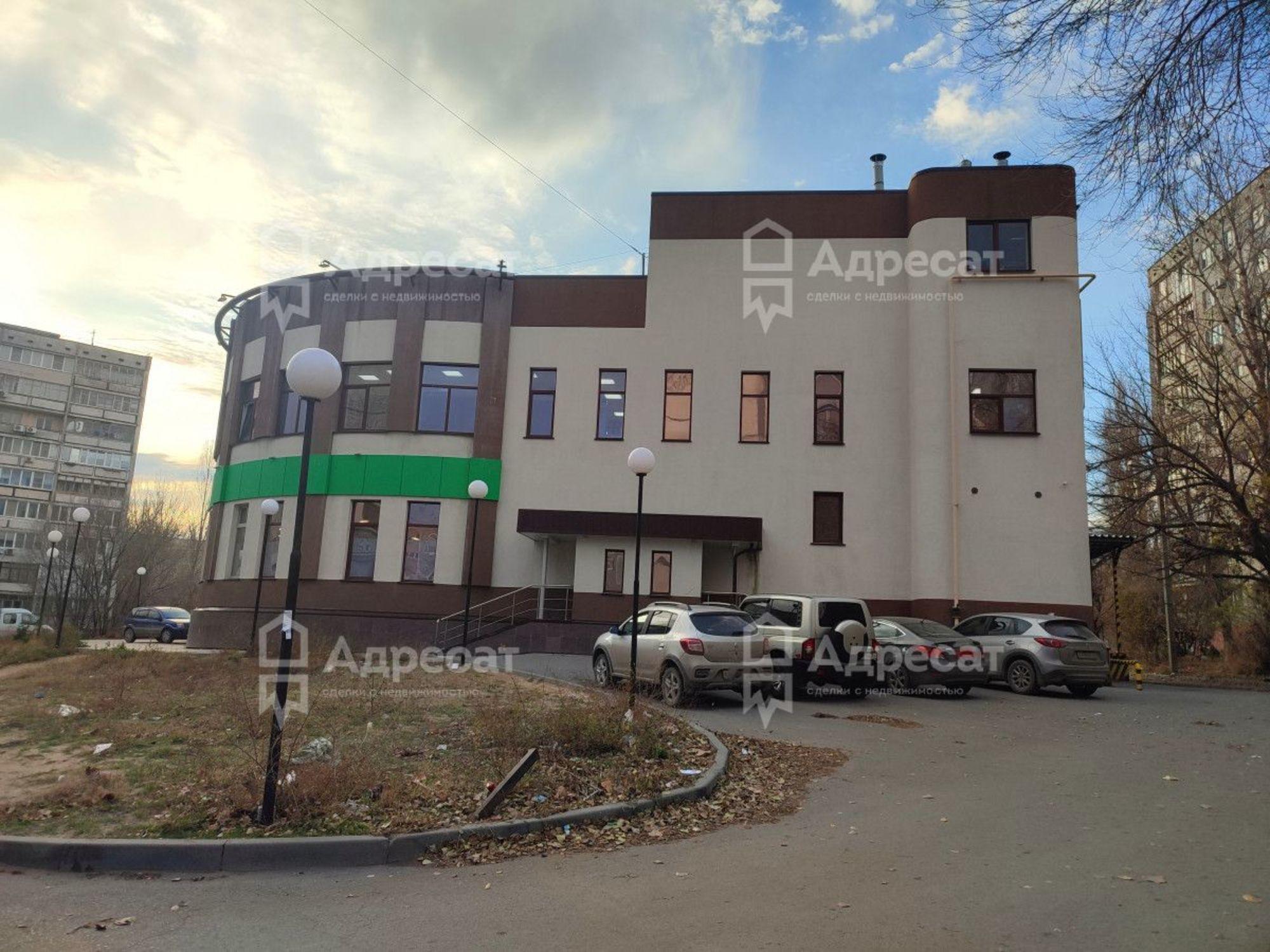 Купить торговое помещение за 98 000 000 рублей на ул.им. Менжинского,  д.15Б